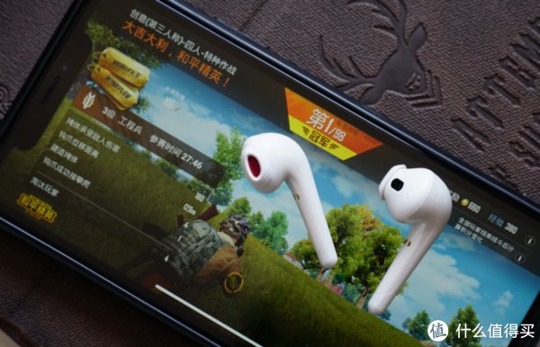  手感|这手感啧啧 低价TWS颜王 1MORE ComfoBuds深锐观察