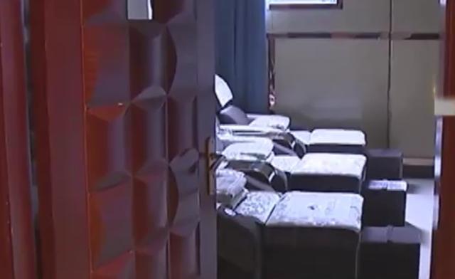 买单|牌友请做足浴买单时溜了,女子崩溃:消费3000元,惨当“接盘侠”