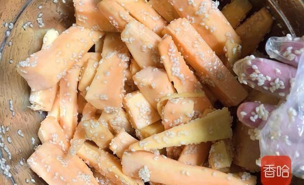 做法|红薯别只用来熬粥,试试这种做法,清甜酥脆饱腹减脂