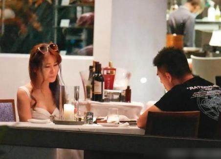 天见|52岁已婚男星被曝撇下小14岁娇妻,深夜约会亿万女富豪,5天见4次