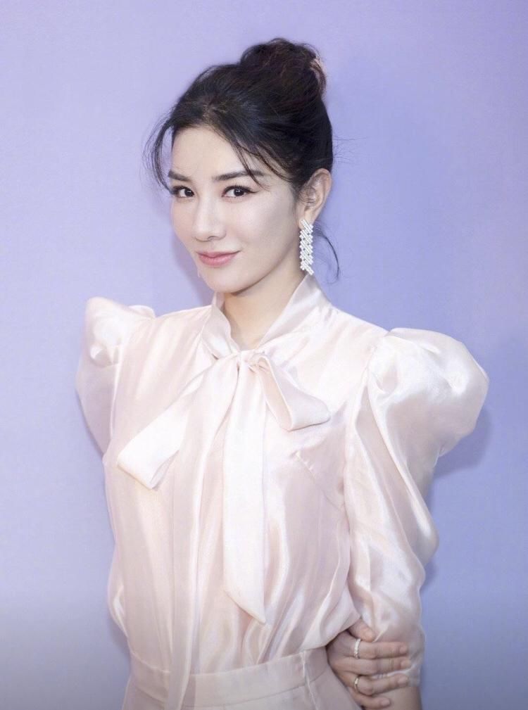  说话|黄奕被郭敬明点评表演“没特点”，发长文表示：咱们凭演技说话！