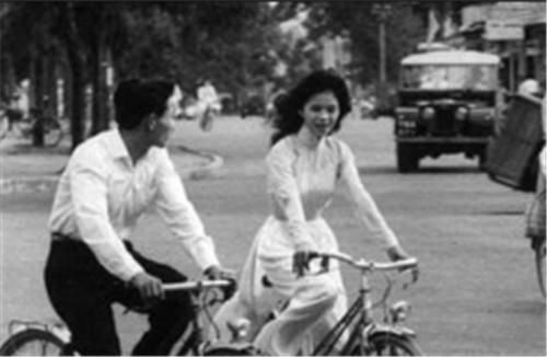  消失|56年前，女会计携1.6万公款神秘消失，发现时，已被浇筑在水泥地21年