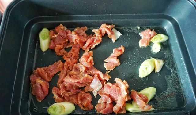  鲜甜|这瓜和它一起炒，鲜甜可口，入嘴绵滑，每次做好端上桌，女儿最爱