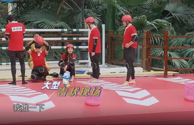  宛如|《奔跑吧》迎来史上“最矫情”男嘉宾，全程娇羞宛如弱女子，导演都无语了