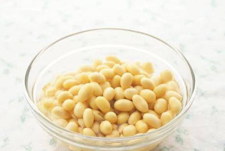  豆腐|1碗黄豆6碗水教你做豆腐，不用卤水不用石膏，嫩滑白净吃着放心