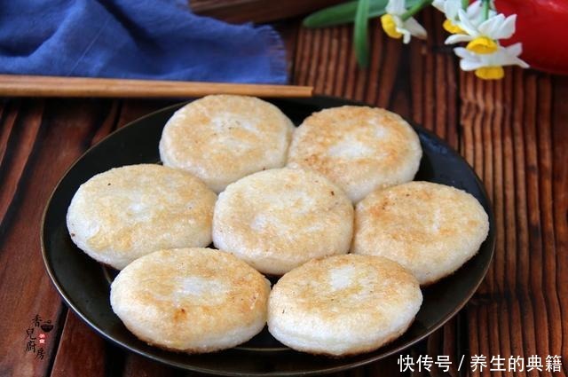 糯米粉|糯米粉这样做,比汤圆好吃多了,我家儿子连吃了5个才停嘴