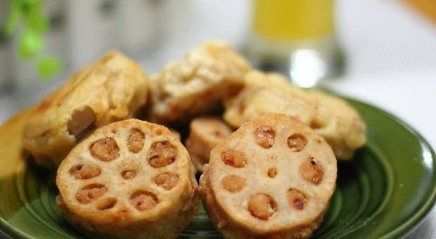  面粉|炸藕夹时，不能只用面粉挂浆！学会这么做，藕夹又香又脆还入味