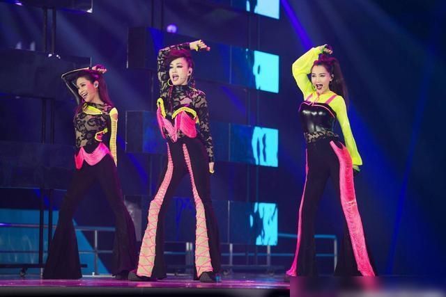 真假|阿朵惜败淘汰,廖峻涛梦回盛夏,宁静、周震南表情看出感情真假