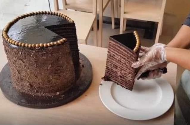 免单|世上最任性的蛋糕店，10分钟吃完蛋糕可终身免单，你敢尝试吗？