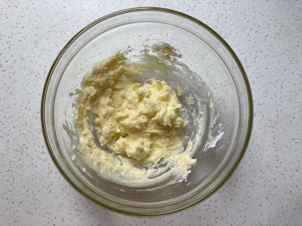 饼干|孩子想吃饼干不用买,自己在家做一点也不难,香甜酥松,入口即化