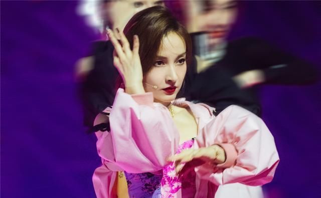  居然|《浪姐》四公最新淘汰名单！袁咏琳遗憾离场，居然还会有她