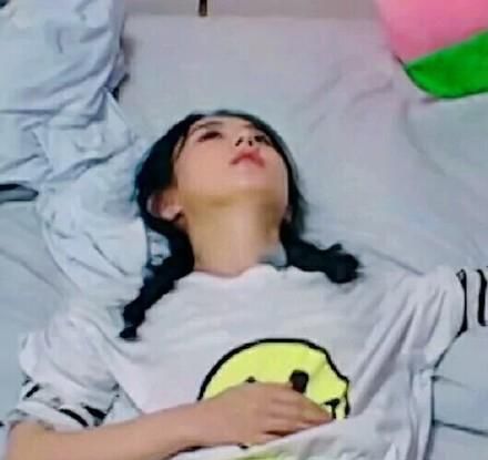  孩子|农村孩子不浪费，赵丽颖吃下隔夜桃子，结果却拉了一天