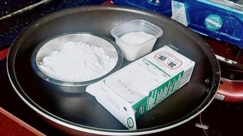  平时|玉米淀粉可以做什么？平时你们是不是只拿来勾芡？那就错了