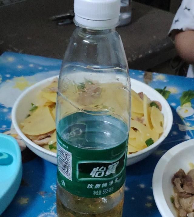  回来|女儿打暑假工，说晚上回来吃饭，炒了个她百吃不厌的菜。