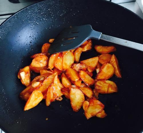  做法|美食美味-茄汁土豆块做法步骤详解