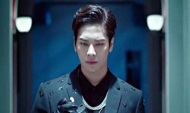  王嘉尔|优质男王嘉尔：能在娱乐圈里这么火都是有道理的