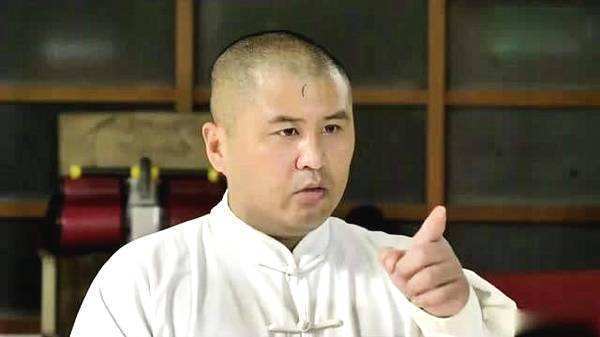 惯用|气功大师发功退洪水？拿公共事件炒作牟私利，是假大师惯用的伎俩