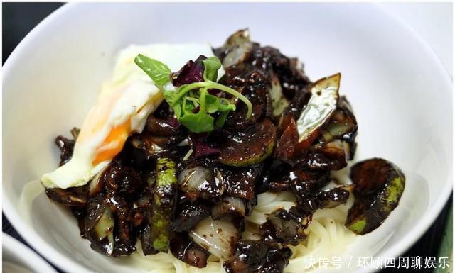 大人|自从学会做面条,连吃3天还不够,孩子大人都喜欢,一袋酱底了