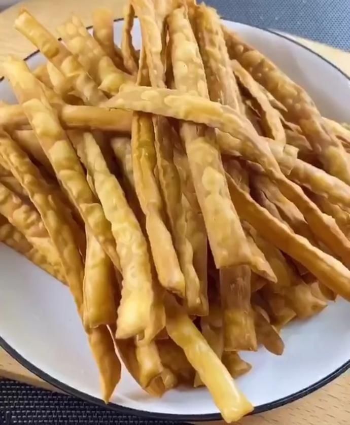  解馋|面条可以这样做，解馋又饱腹，几分钟搞定，真是越吃越香