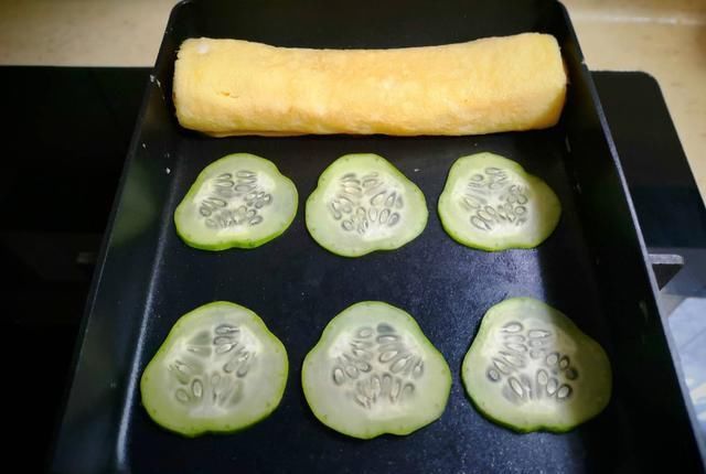  好吃|这早餐一上桌，儿子一口气吃一盘还说没吃够，鲜香滑嫩，太好吃了