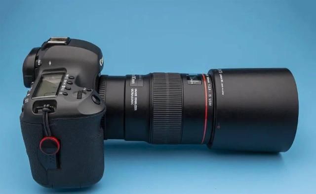  EOS|入门但不低端，Canon EOS R6开箱