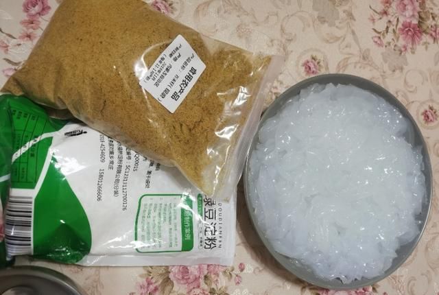  添加剂|夏天自己在家做的凉粉，干净无添加剂吃着放心。