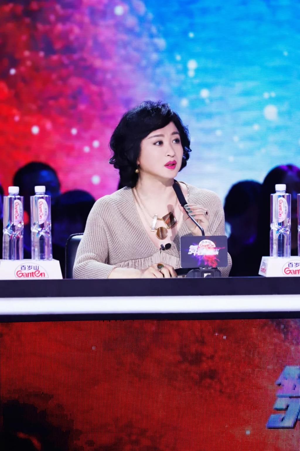 舞者|《舞者》李祎然月下起舞引赞叹,宋雨版徐志摩浪漫唯美