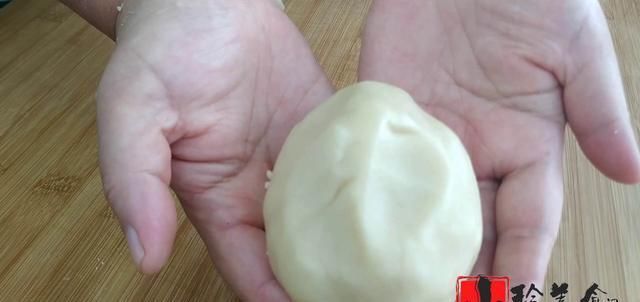  红糖|千层红糖酥饼家常做法，筷子一搅，层层酥脆，咬一口直掉渣，解馋