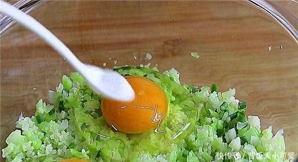  健康|孩子们不喜欢蔬菜？这样做的孩子渴望吃东西，这是有营养和健康的