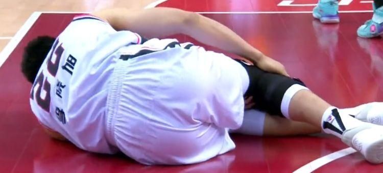  报销|辽宁王牌为15年报销功勋开口，把球队架在风口浪尖，郭少明智沉默