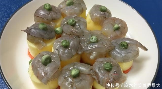 鲜香|今天用虾仁和玉子豆腐做个好吃的，鲜香美味，好看又好吃