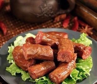 身上|鸭子身上的鸭脖,吃了会得淋巴癌?营养师辟谣:处理干净就能放心