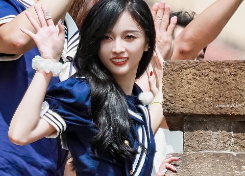 娜娜|跑男杀青:欧阳娜娜吴宣仪参加,baby用妙招凸显少女感