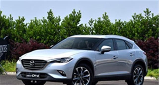  现场|马自达CX4在别克君上，现场拆除看缝隙，防撞梁是假的