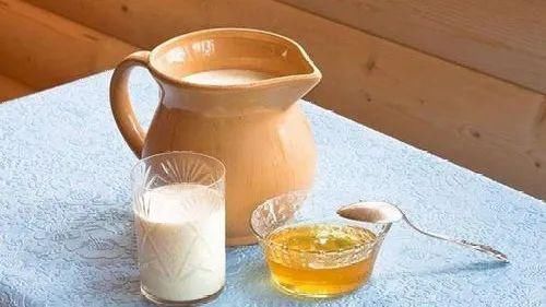  小常识|饭后不能喝蜂蜜水？这些小常识你得知道！