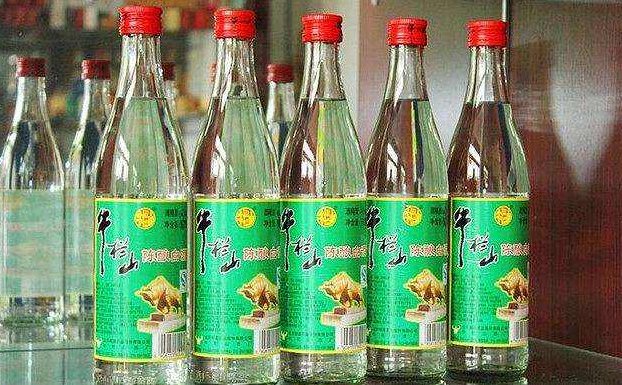 红星|红星与牛栏山二锅头都是十多元的酒,有区别吗?答案显而易见