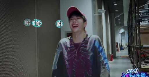  大婷|王一博被迫营业撒娇卖萌，张艺兴神操作反套路，还可以这样玩