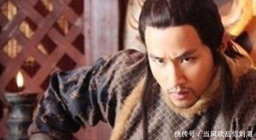 大臣|皇帝偷了国库中的银子,上朝时被文武大臣拖下龙椅,痛打了20棍!