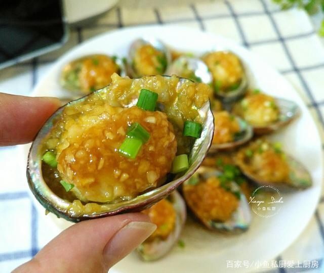 肥美|8月，这海鲜最肥美，1.99元一只，蒸一蒸就好，出锅香到流口水