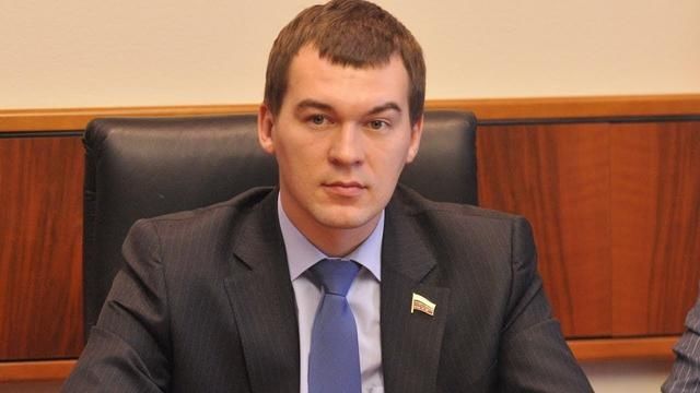  反对党|克宫向反对党妥协；俄总统再任命自民党代表任州长