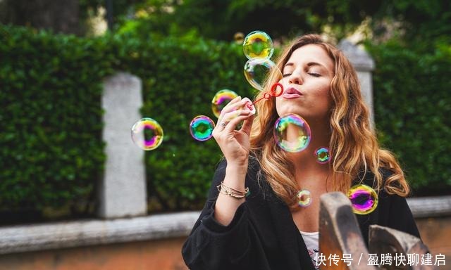  善待|人到中年，男人活明白了的标志：开始善待妻子