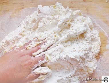 技巧|不需要任何技巧,教你这样做核桃酥,在家一样能做的很好吃