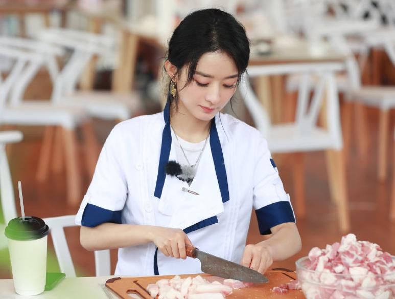 收官|中餐厅4收官夜,赵丽颖原来一直委屈隐忍?节目组就该感谢王俊凯