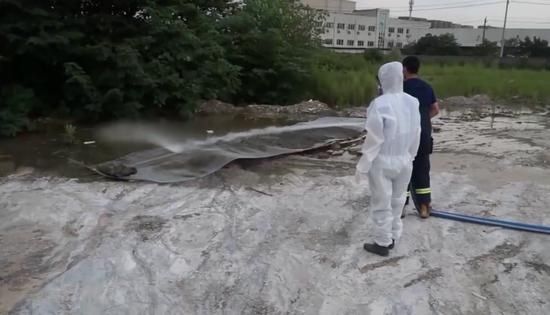  女子|警方被骂调查杭州女子失踪案不力！这些大V气炸了