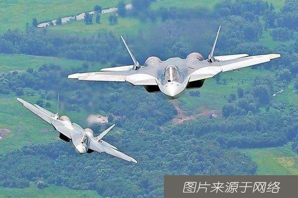 越境|谁在为北约各国撑腰?25架军机敢越境就出击,俄媒:毫不手软