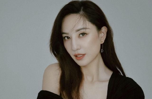  发展|淘汰者发展更好？郑希怡拿下7个代言，成团者却深陷舆论风波