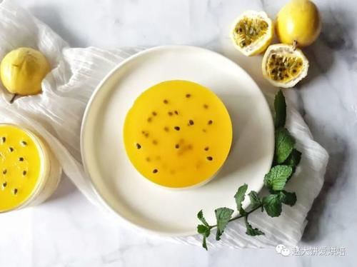 冰凉|炎热夏天解暑的小蛋糕,百香果芒果慕斯,冰凉香甜入口即化