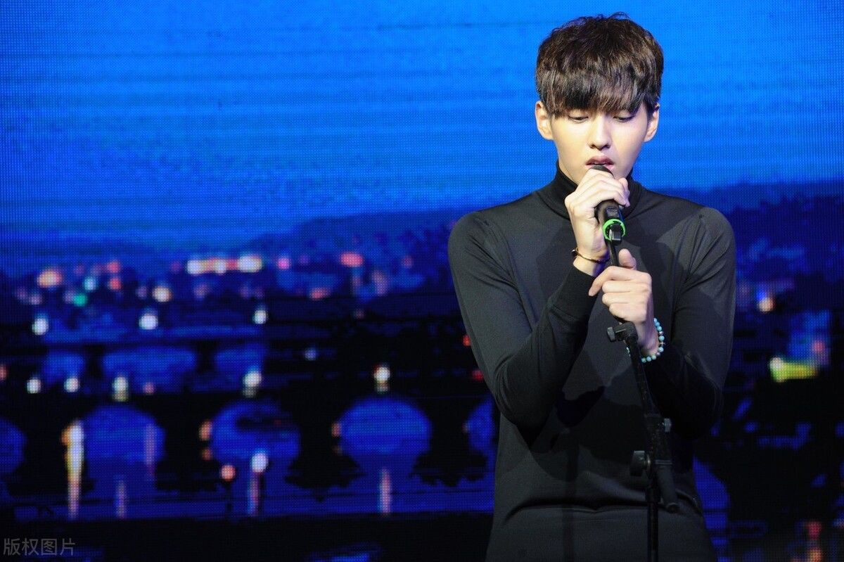  鹿晗|《新说唱》官宣帮唱嘉宾，鹿晗助阵吴亦凡，爷青又回