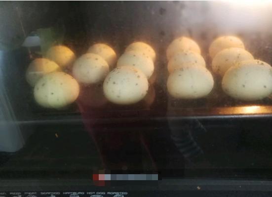 面团|小仙女版麻薯面包,免发酵揉一揉烤一烤,空心软糯超Q弹