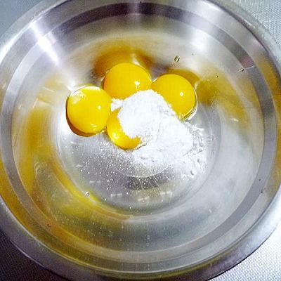  酸奶|酸奶戚风纸杯蛋糕